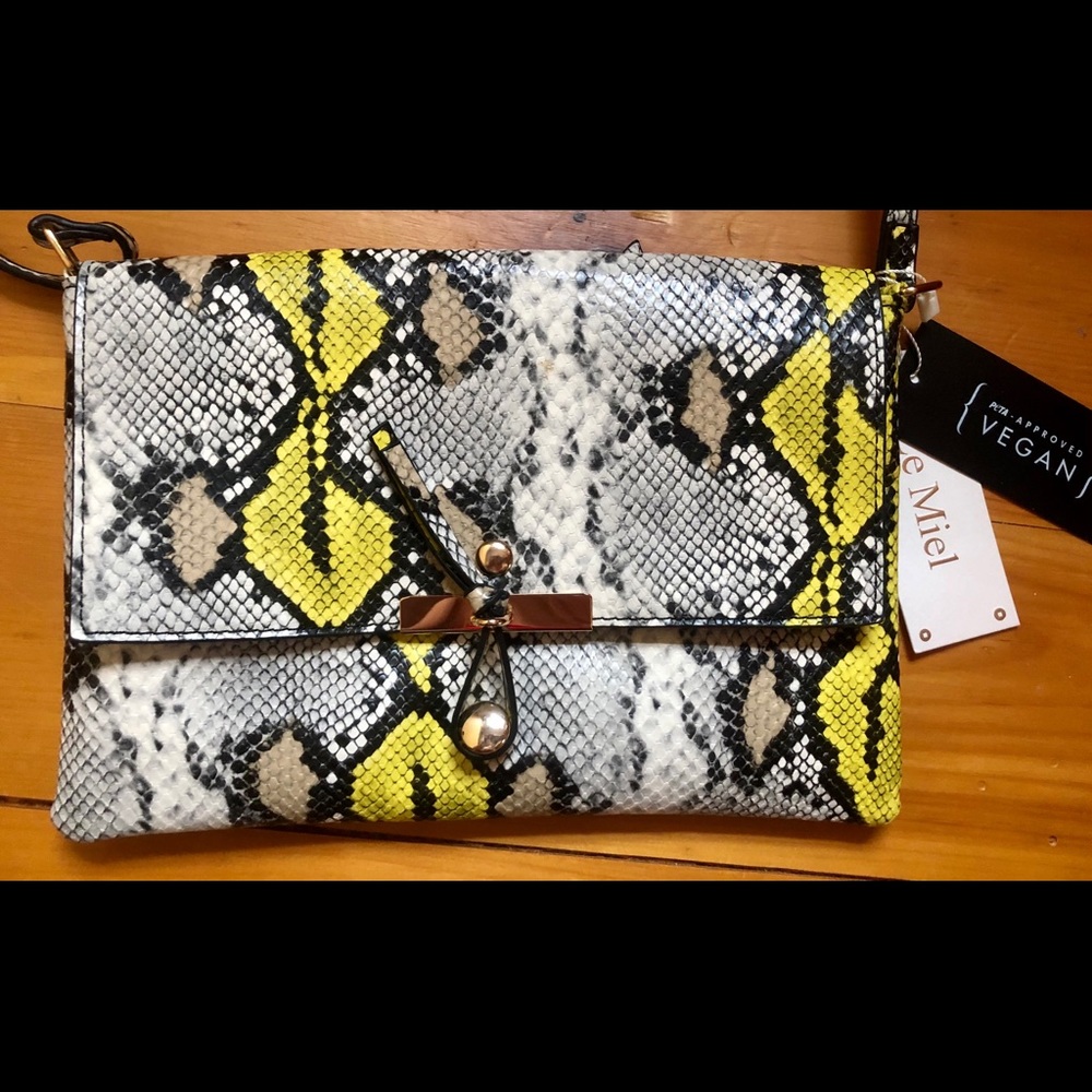 NWT Le Miel Vegan Crossbody